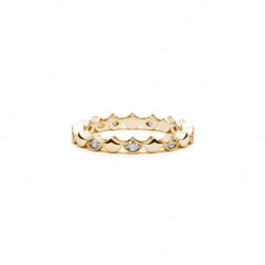 Alternating Lepia Mermaid Scales Motif Diamond Eternity Ring in Yellow Gold