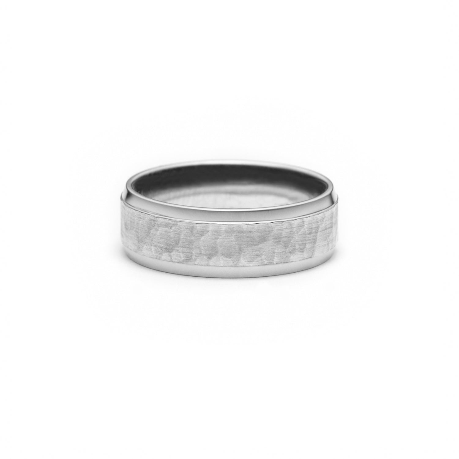 Hammered Finish Bevelled Edge 8-9 mm Wedding Band in Platinum