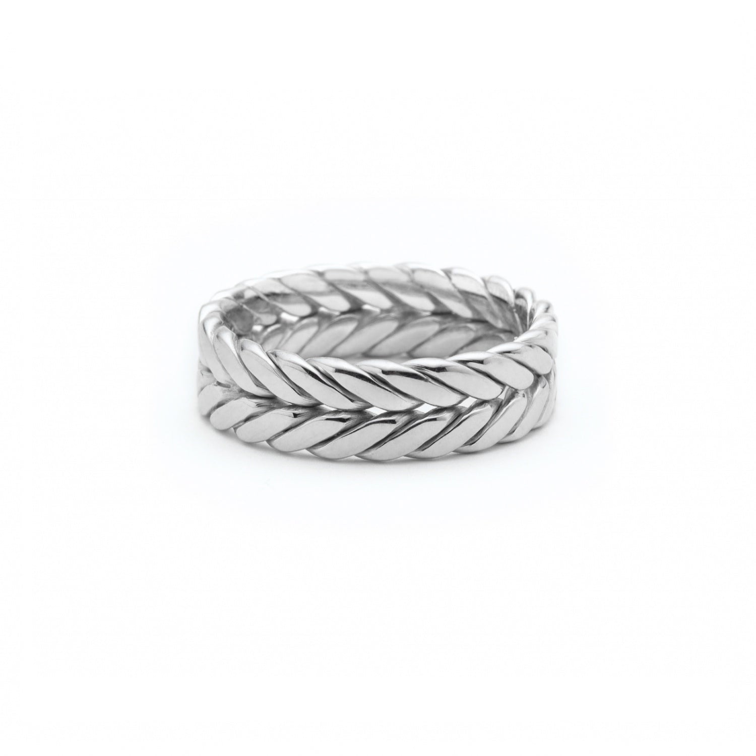 Signature Braided Polished Finish Flat Surface 6-7 mm Wedding Band in Platinum