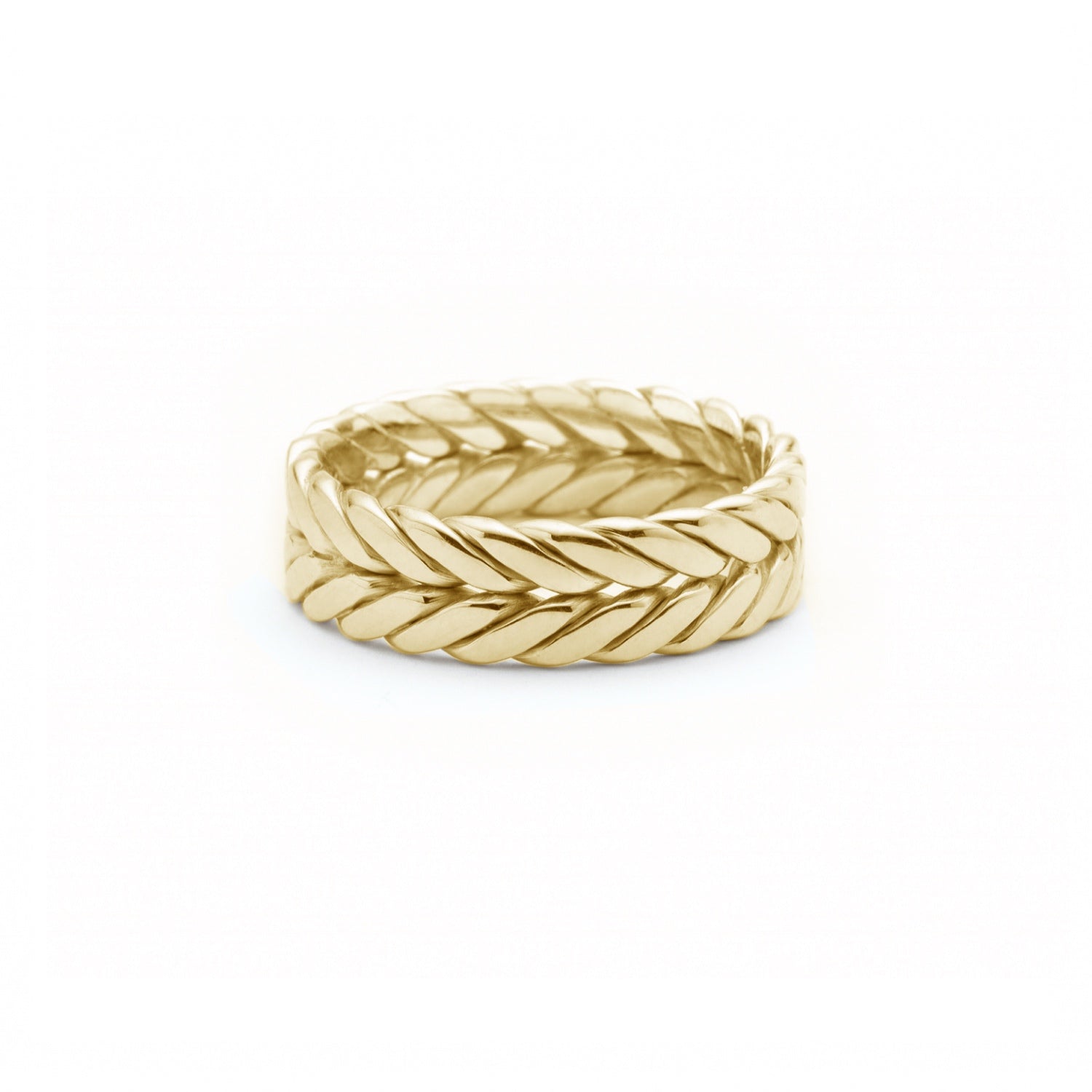 Signature Braided Polished Finish Flat Surface 6-7 mm Wedding Band in Yellow Gold