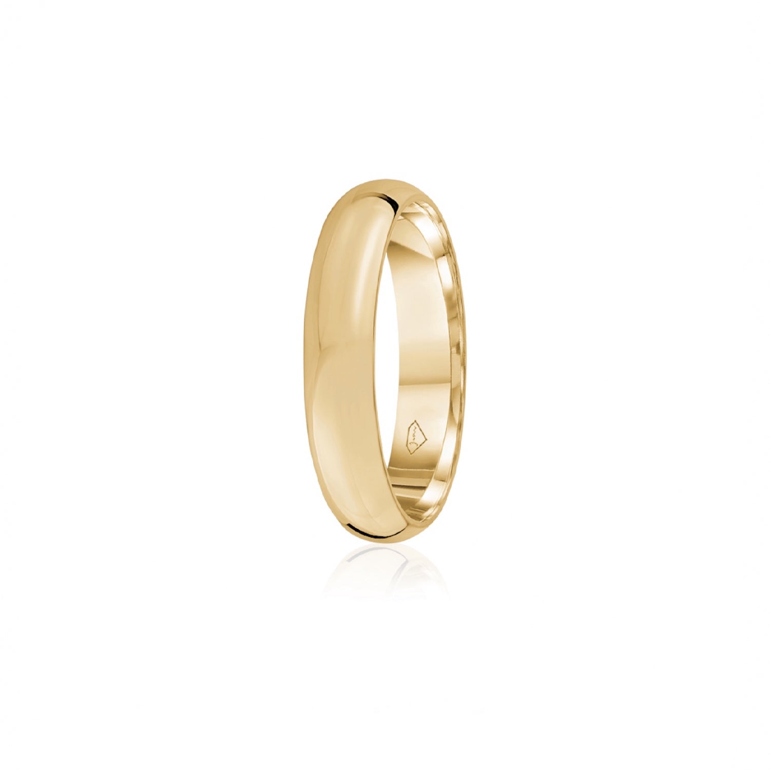 Classic Polished Finish Standard Fit 6-7 mm Wedding Band in Yellow Gold