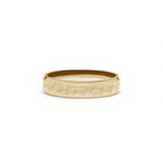Hammered Finish Bevelled Edge 4-5 mm Wedding Band in Yellow Gold