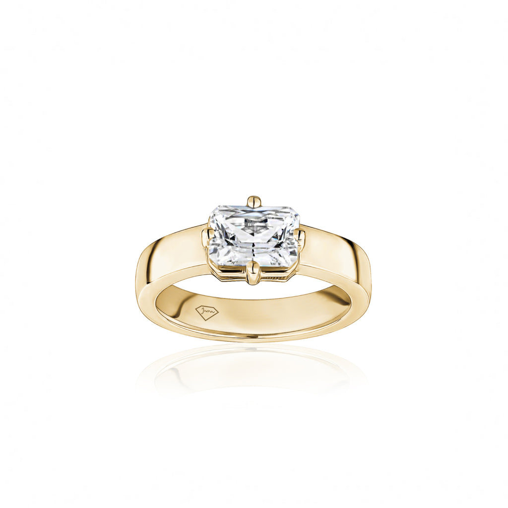 Bague de fiançailles solitaire avec diamant taille radiant et large bande