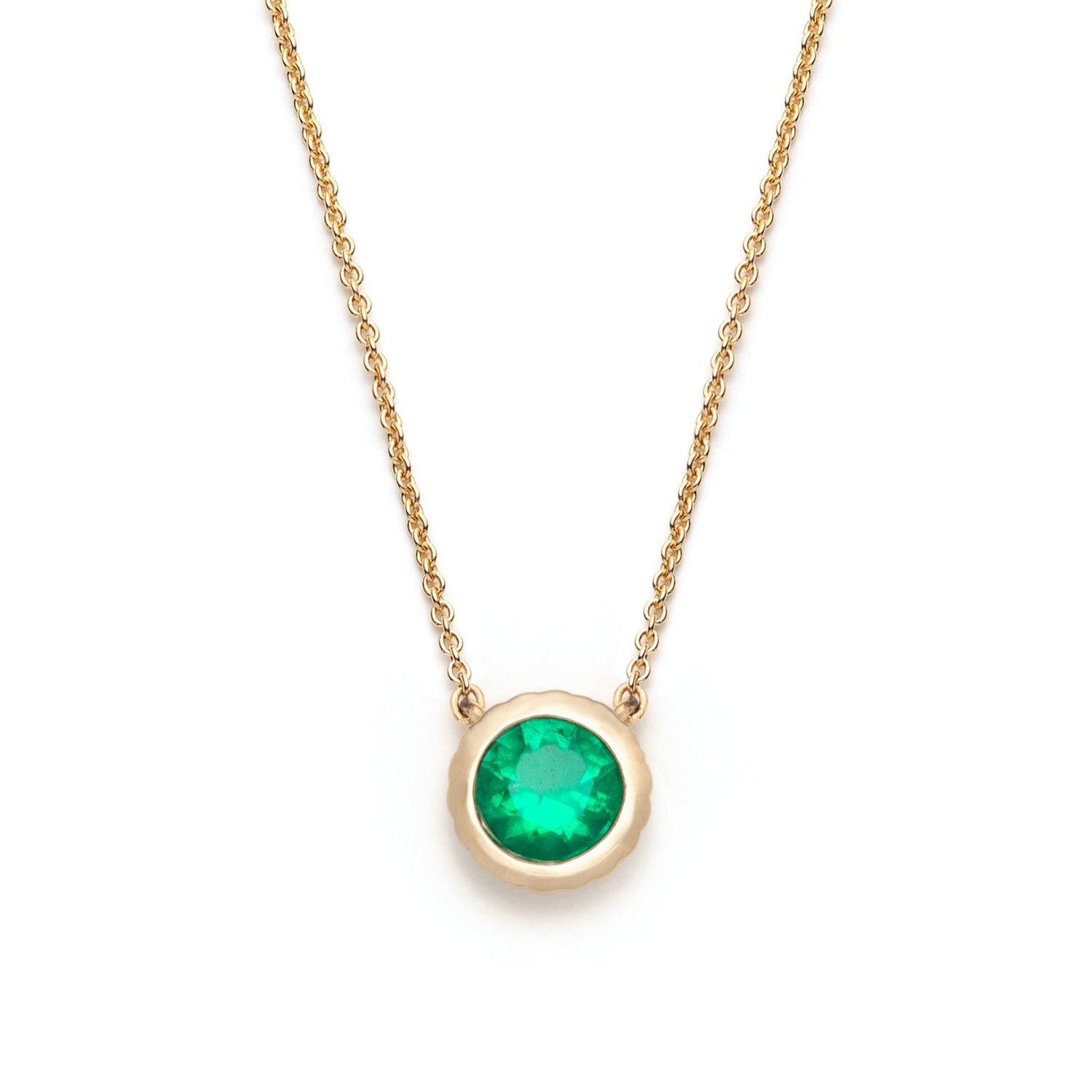 Round Cut Emerald Bezel Necklace in Yellow Gold