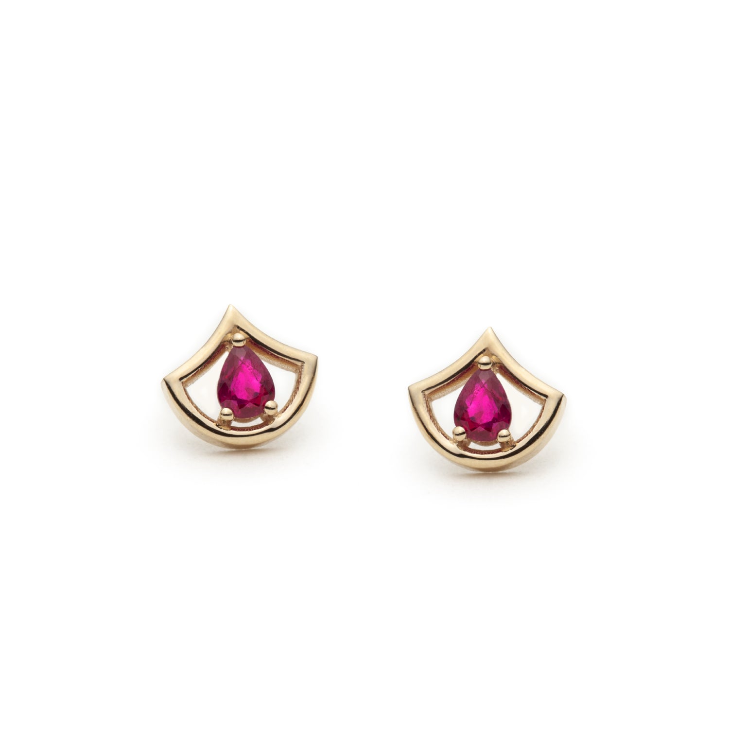 Lepi Mermaid Scale Motif Pear-Shaped Ruby Stud Earrings in Yellow Gold